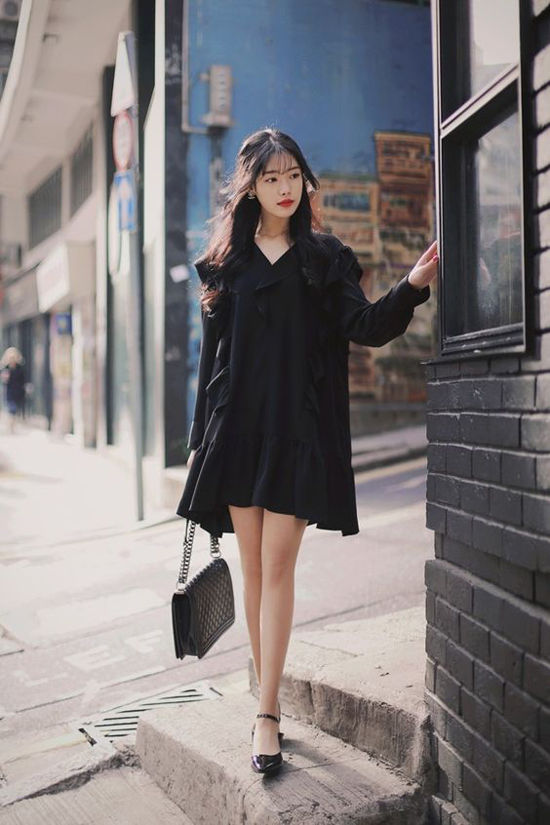 Lỡ ăn thả ga, tăng cân sau Tết: Mặc đồ thế nào để nhìn thon gọn hơn