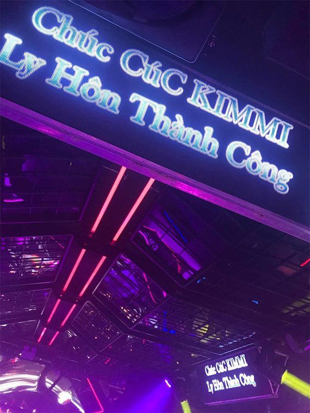 Mừng ly hôn, cô gái mở tiệc sang chảnh, đi bar quẩy tưng bừng