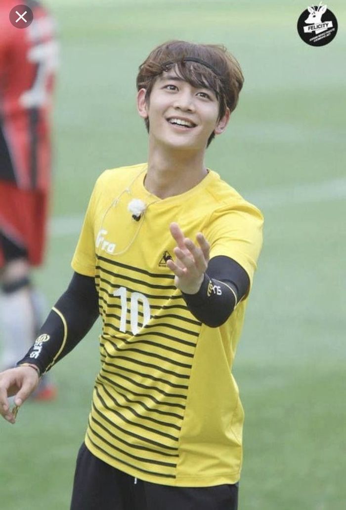 Nếu không được ra mắt làm idol, loạt thần tượng sẽ có nghề nghiệp khác