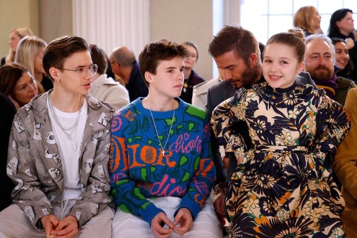 Mới 9 tuổi, Harper Beckham đã ra dáng thiếu nữ xinh đẹp