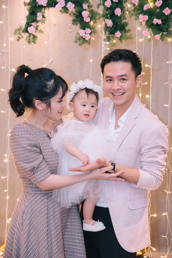 Những cặp đôi bạn thân sao Việt có hôn nhân hạnh phúc nhất nhì showbiz