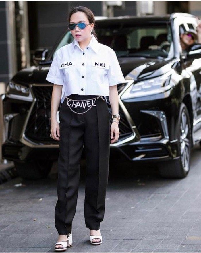 Phượng Chanel có bộ cánh đẹp sau nhiều lần lên đồ thảm họa