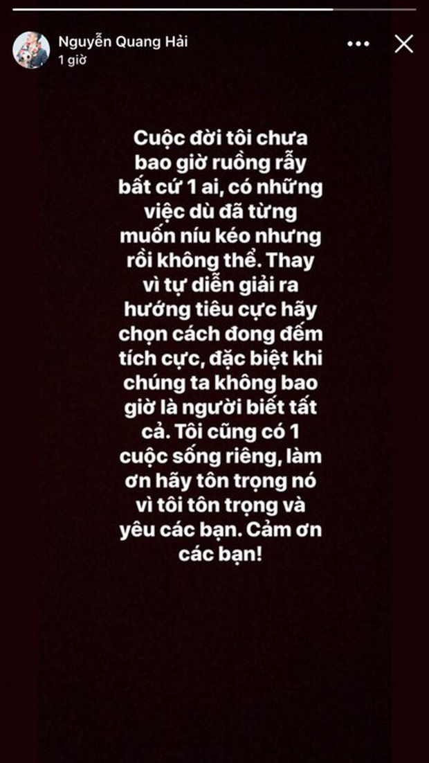 Quang Hải - Nhật Lê quay lại: Tiếp tục được bắt gặp đi ăn với bạn bè