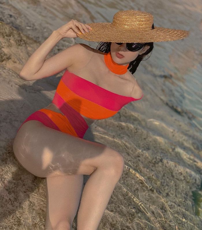 Sao Việt mặc bikini khoe body: Minh Hằng, Bảo Anh nuột nà sau Tết