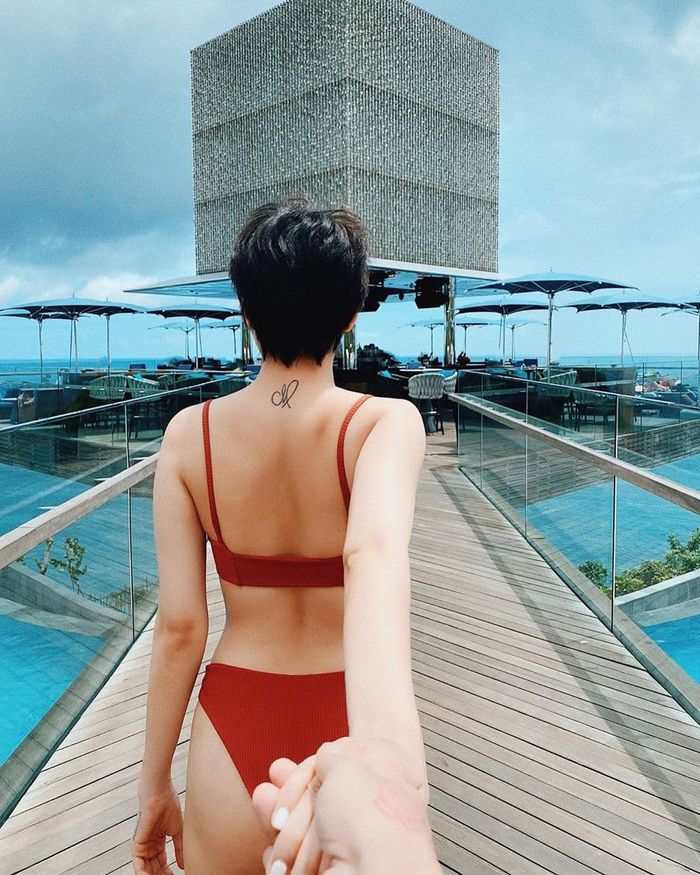 Sao Việt mặc bikini khoe body: Minh Hằng, Bảo Anh nuột nà sau Tết