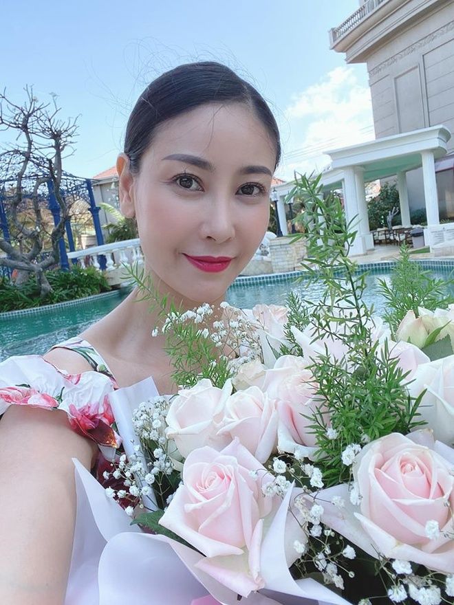 Sao Việt sinh 3-4 con vẫn xinh đẹp miễn chê: Nhất là Jennifer Phạm