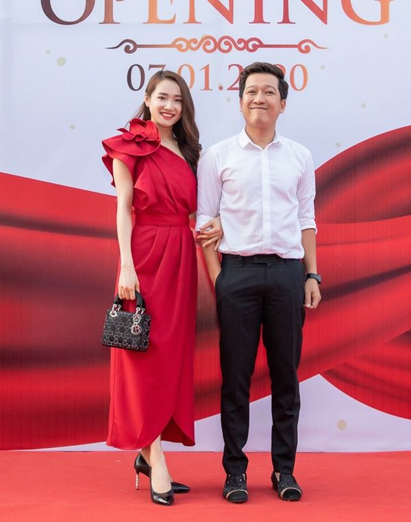 Sao Việt trị tiểu tam: Nhã Phương cư xử khéo léo, giờ thành bà hoàng