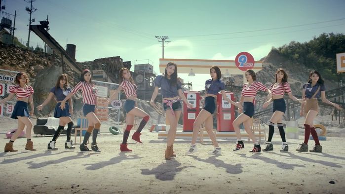 Sự nghiệp thăng trầm của các nhóm nhạc nữ Kpop có 9 thành viên