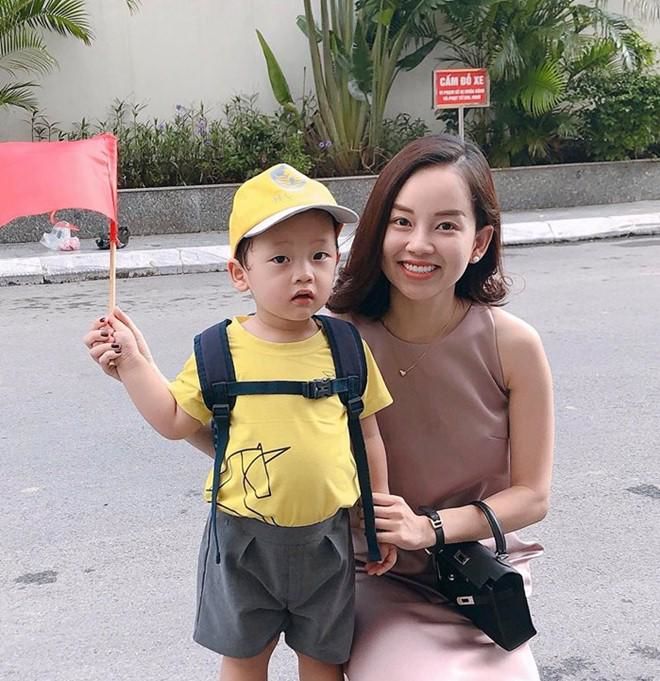 Cuộc sống viên mãn của Tâm Tít, Huyền Baby khi rời showbiz