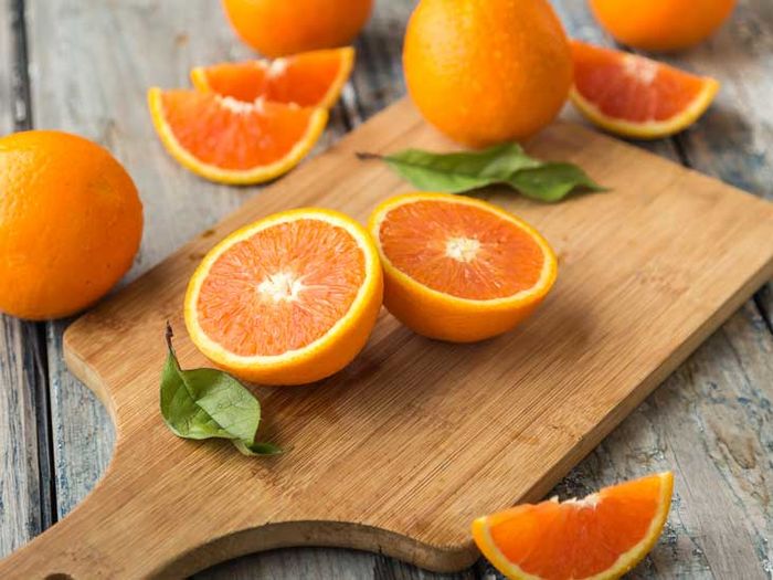 ThS Trần Quang Phong chỉ ra 16 loại rau củ quả nhiều vitamin C hơn cam