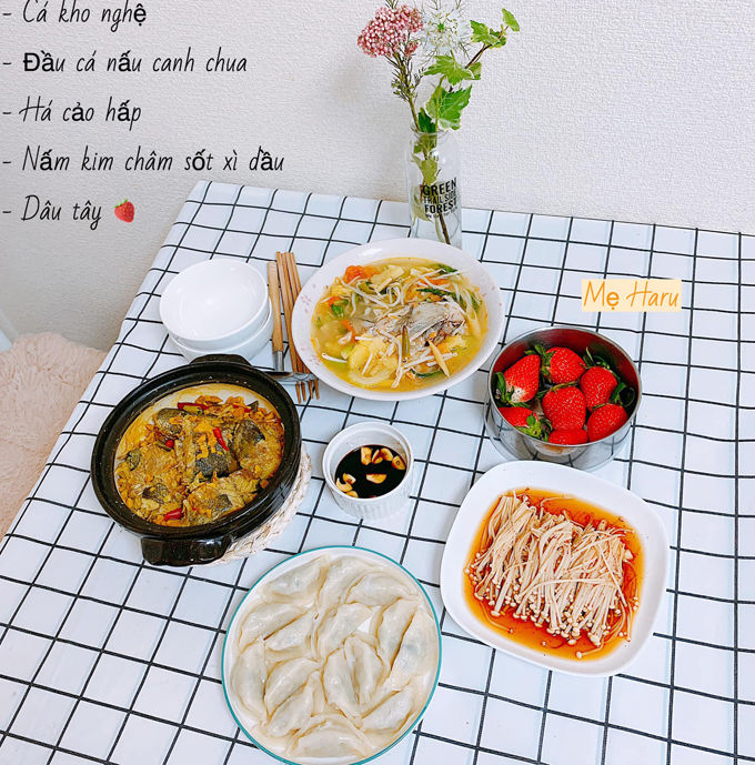Thực đơn cơm nhà siêu ngon lại đa dạng các món của mẹ Việt ở Nhật