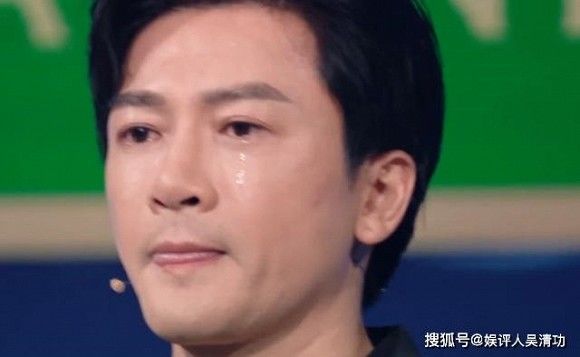 Tô Hữu Bằng bật khóc khi thành giám khảo chấm thi Trần Chí Bằng