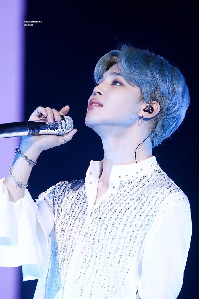 Top idol Kpop sở hữu xương quai hàm quyến rũ nhất do Knet bình chọn