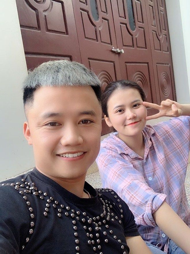 Học theo mẹ và anh trai làm Vlog, con gái bà Tân khiến CĐM thất vọng