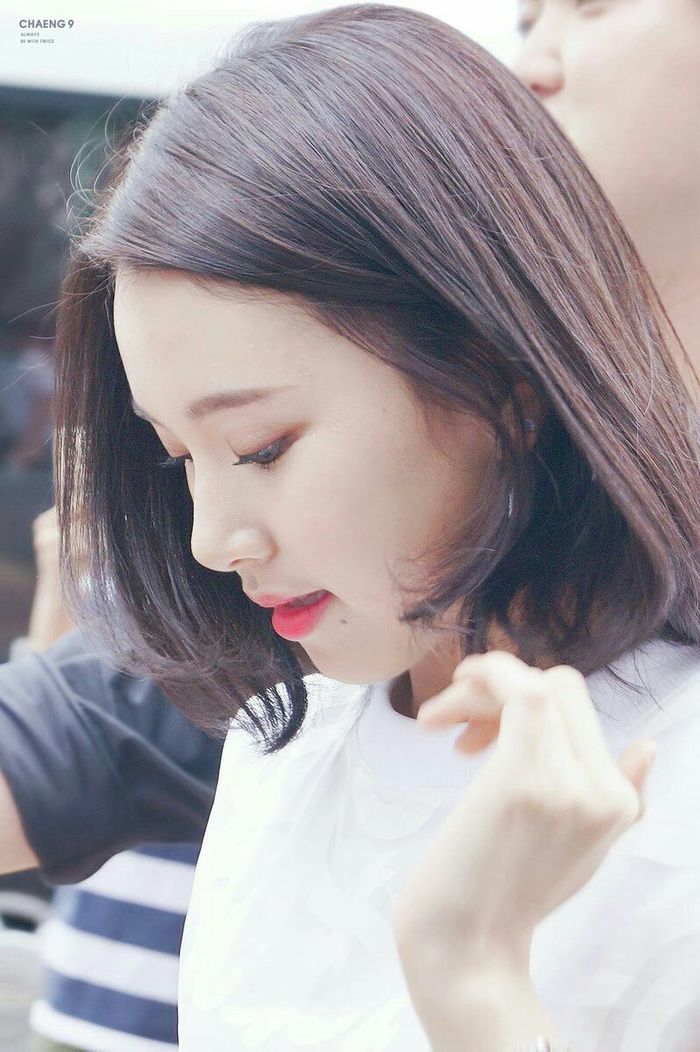 Góc nghiêng thần thánh của 4 mỹ nhân nhà TWICE khiến Knet đổ cái rầm