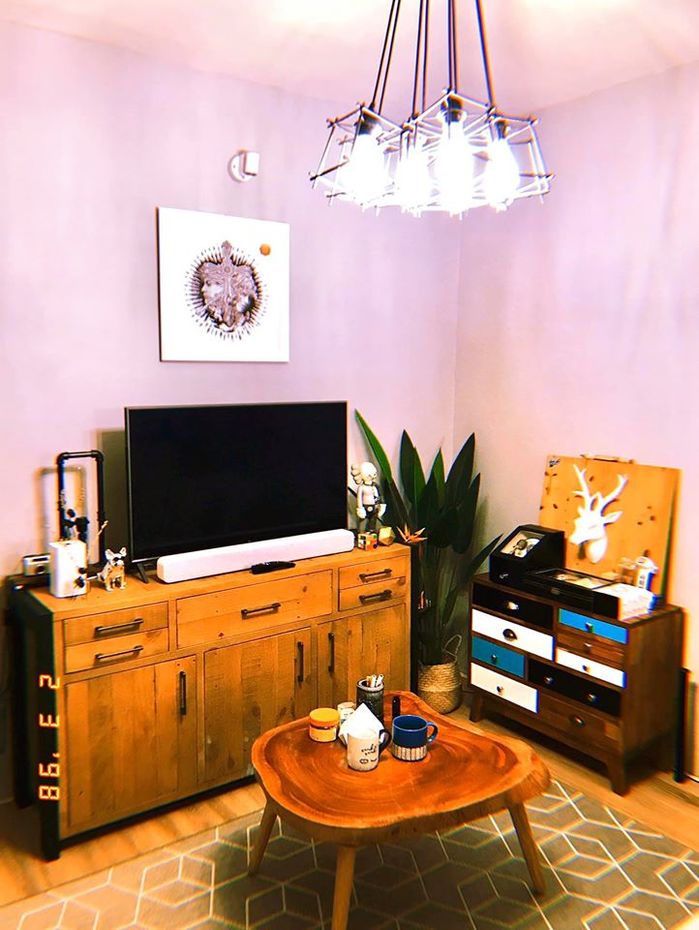 Vợ chồng trẻ cải tạo căn hộ cũ thành không gian xinh đẹp, tiện nghi