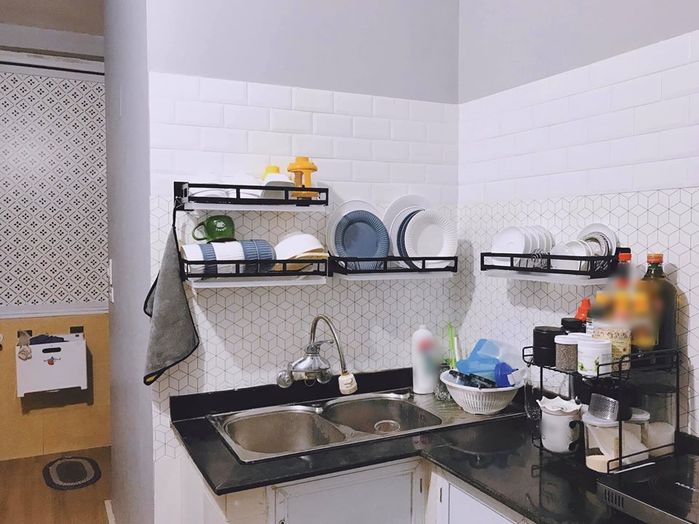 Vợ chồng trẻ cải tạo căn hộ cũ thành không gian xinh đẹp, tiện nghi