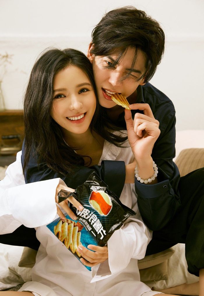Tuyệt chiêu tán crush: Đừng vội thả tim, cứ haha hoặc phẫn nộ status