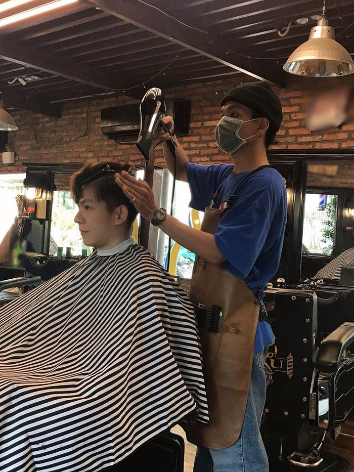 Lệ Quyên khoe ảnh con trai soái ca, bộ tứ Mây Trắng hội ngộ