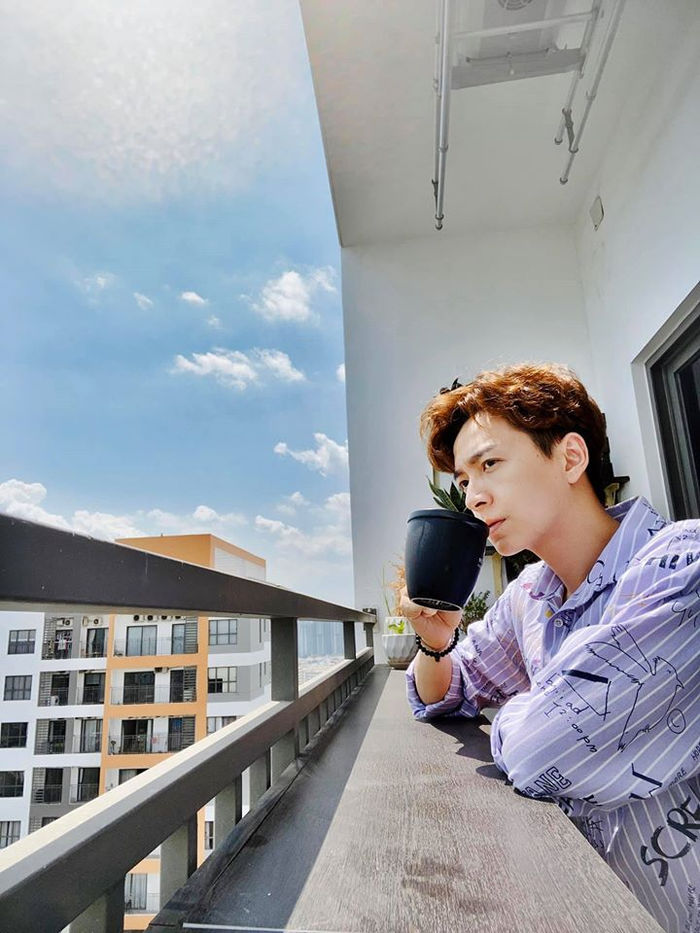 Sỹ Luân khoe ảnh con gái đầu lòng, Đan Trường chụp ảnh bên quý tử