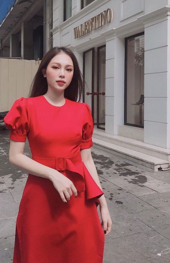 Thân thế của hotgirl Linh Rin - bạn gái thiếu gia Phillip Nguyễn