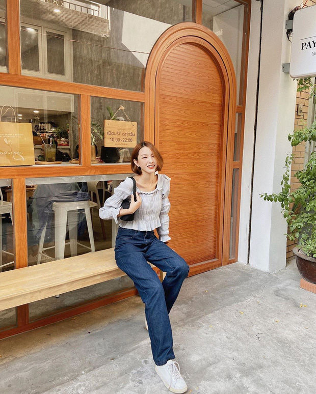 Áo blazer, quần ống rộng là các outfit xịn sò đang phủ sóng Instagram