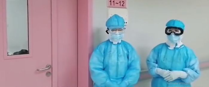 Bà cụ 79 tuổi mắc Covid-19 lập kế trốn viện làm y bác sĩ TQ lao đao