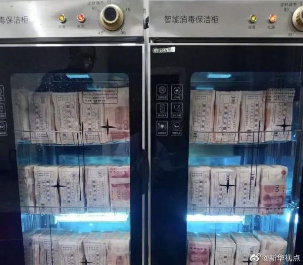 Bà cụ khử trùng hơn 10 triệu đồng bằng lò vi sóng làm tiền cháy đen