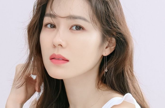 Bác sĩ thẩm mỹ Hàn Quốc: Gương mặt của Son Ye Jin đạt 6 chuẩn nhan sắc