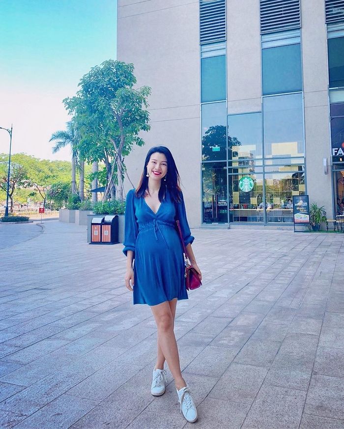 MC Hoàng Oanh buồn vì bản thân còn nhiều khuyết điểm