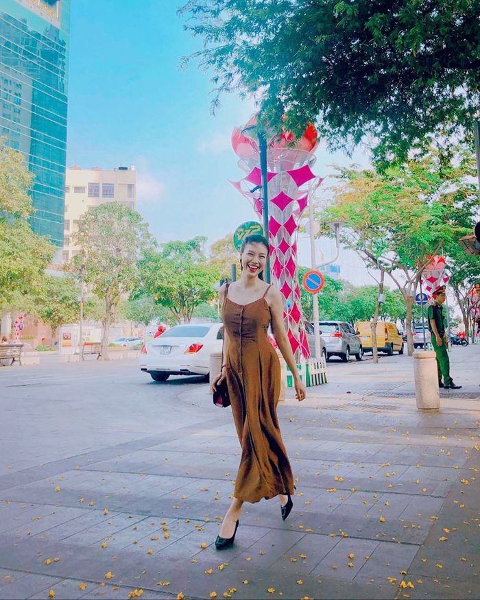 MC Hoàng Oanh buồn vì bản thân còn nhiều khuyết điểm