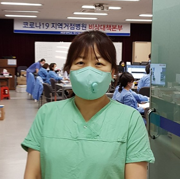 Y tá tại Daegu kiệt sức vì số ca bệnh tăng, thậm chí đổ máu mũi