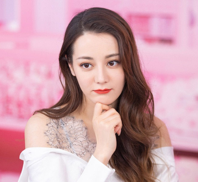 Địch Lệ Nhiệt Ba tiết lộ tiêu chí kén chồng ở ngưỡng U30