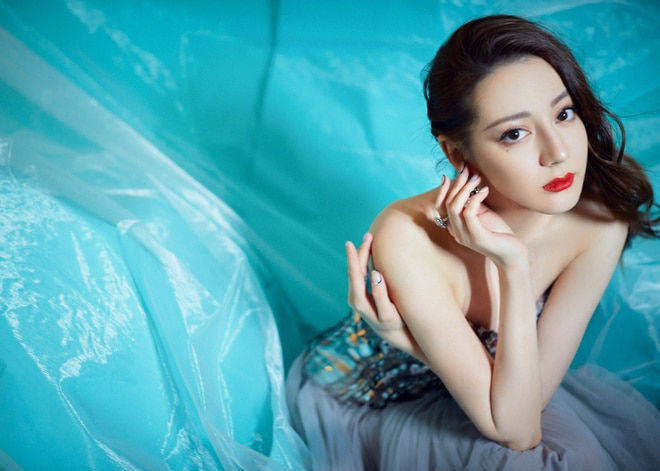 Địch Lệ Nhiệt Ba tiết lộ tiêu chí kén chồng ở ngưỡng U30