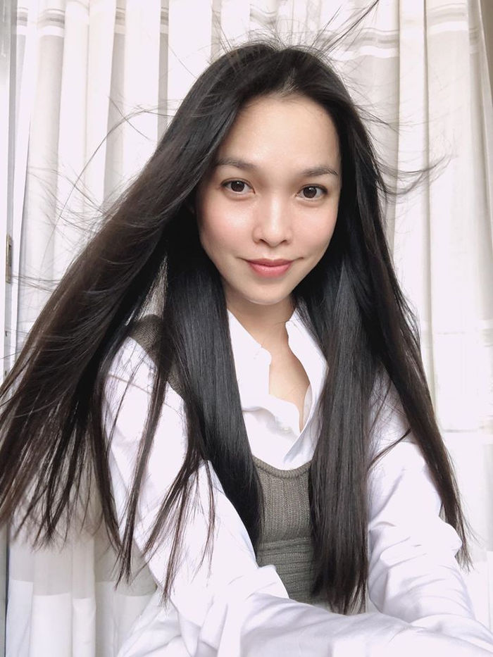 Ảnh sao Việt 30/3: Diệp Lâm Anh khoe mẹ, Hari Won ngày càng gợi cảm