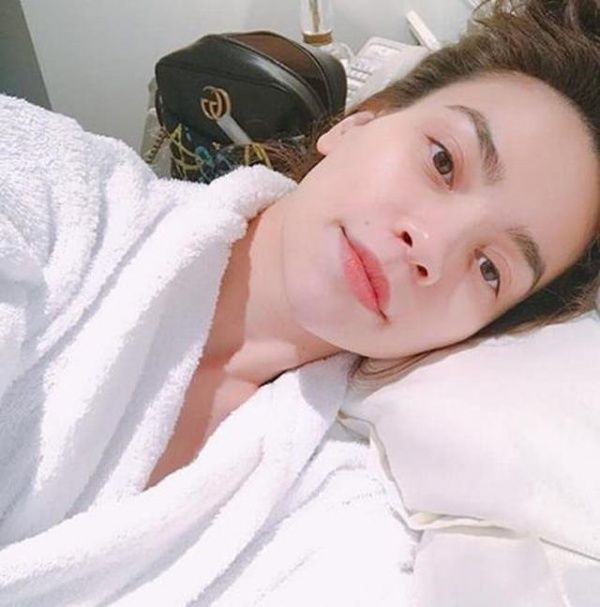 Khoe mặt mộc khi vừa ngủ dậy: Nhã Phương, Lan Ngọc ngái ngủ vẫn xinh