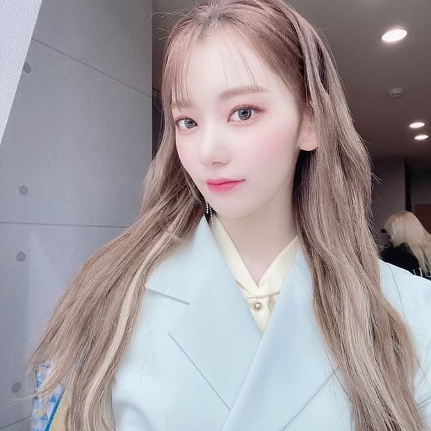 Học highlight tóc nổi bật như sao nữ Kbiz: Nancy, JooE “đỉnh của đỉnh