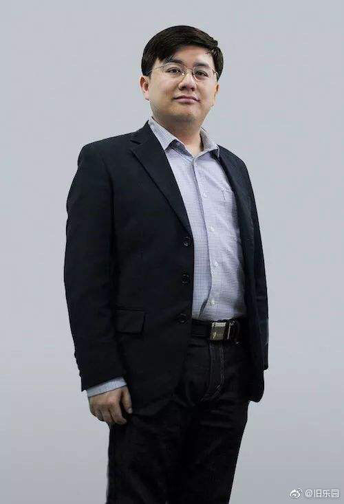 Hồng Hài Nhi ấn tượng nhất màn ảnh: Đại gia trăm tỷ có đời tư bí ẩn