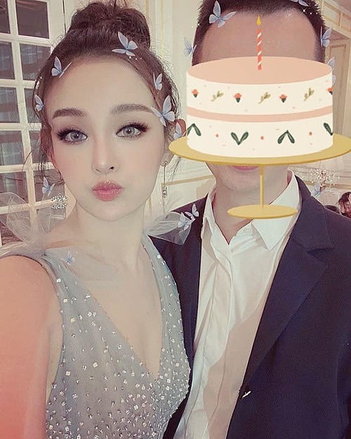 Bảo Anh khoe góc nghiêng cực phẩm, Lâm Khánh Chi nhìn như búp bê