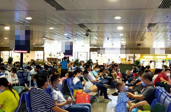 Khách không mang khẩu trang khi tới nơi đông người sẽ miễn phục vụ