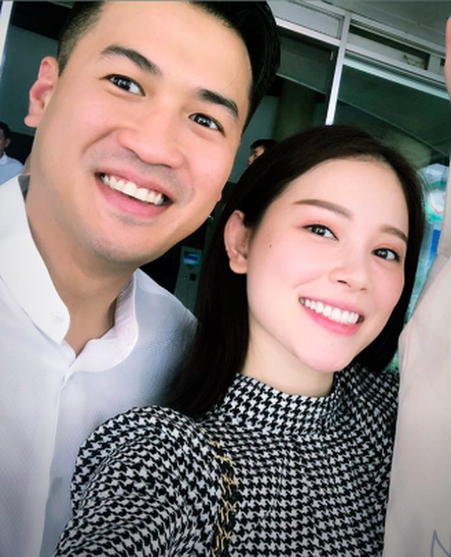 Linh Rin khó ở được Phillip Nguyễn tặng quà bất ngờ