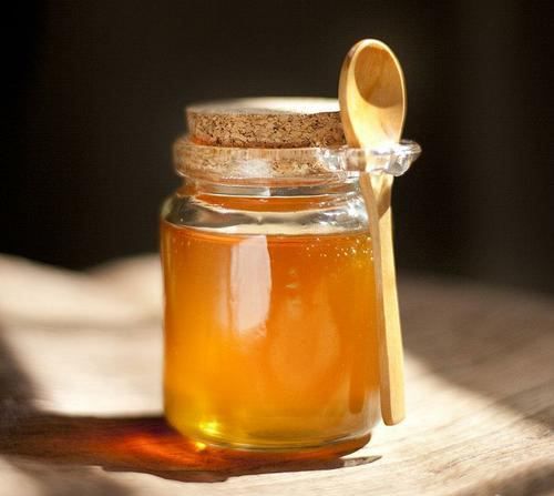 Mẹo lựa thực phẩm: Mua cá nhìn mang, mật ong dễ tan thường là giả