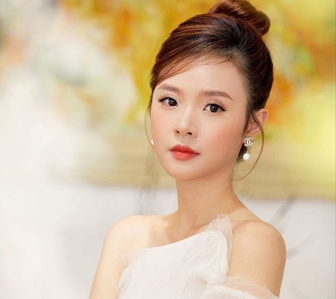 Midu lên tiếng đồng cảm với chàng trai bị chê nghèo trong show hẹn hò