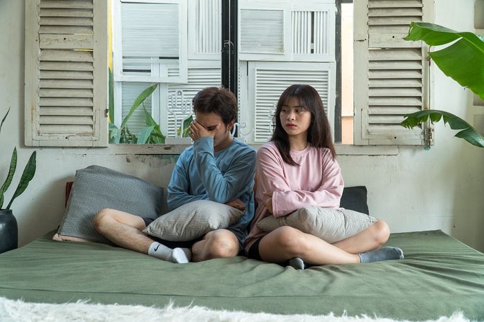 7 dấu hiệu người ấy không hẳn yêu mà chỉ muốn kiểm soát bạn