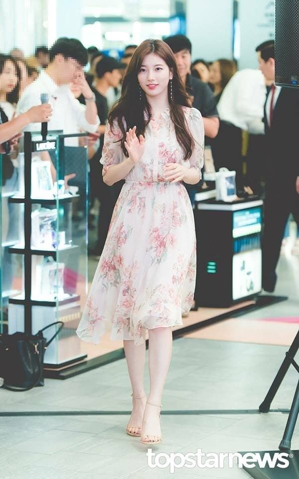Ngắm BLACKPINK cùng sao Kbiz diện item “bánh bèo”: Rosé, IU hút mắt