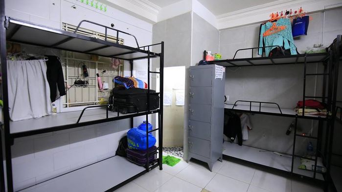 Chỉ với 1 triệu nữ sinh biến giường KTX thành không gian lung linh