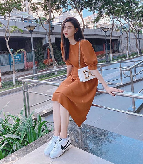 Phong cách sao Việt: Lan Ngọc dẫn đầu top sao mặc đẹp