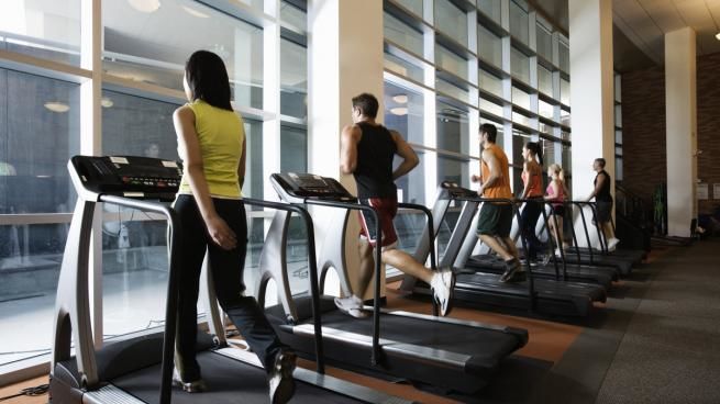 Phòng gym là địa điểm có nguy cơ cao khiến virus Corona lây lan