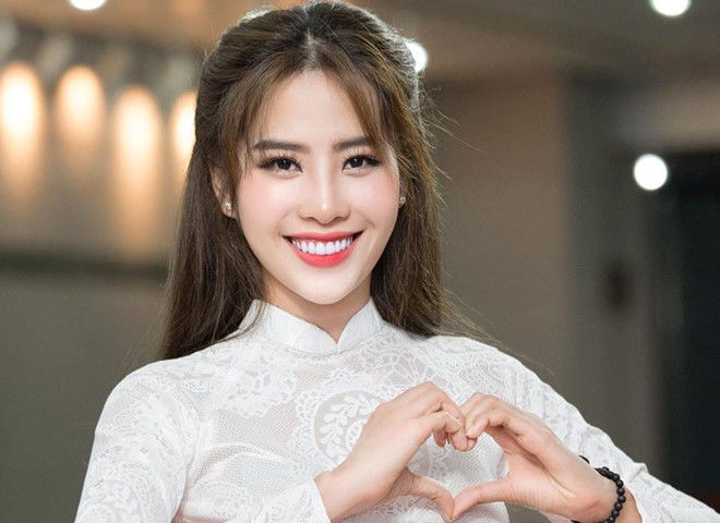 Quá khứ bất hạnh của Nam Em: Ở trường bị miệt thị, về nhà chơi với heo