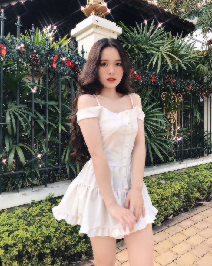 Sao nhí Gia Đình Phép Thuật dậy thì thành công sau 11 năm